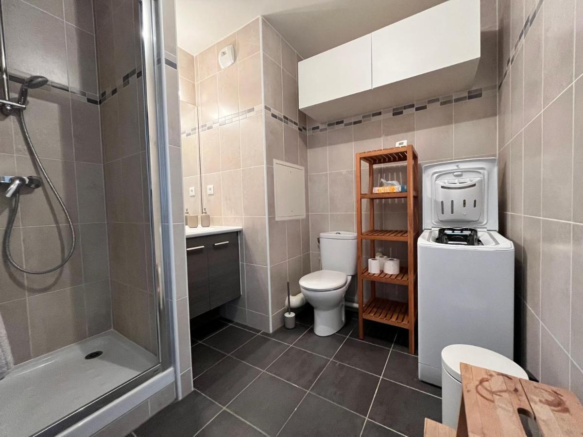 Studio Cosy Et Son Emplacement Ideal Montevrain Exterior photo